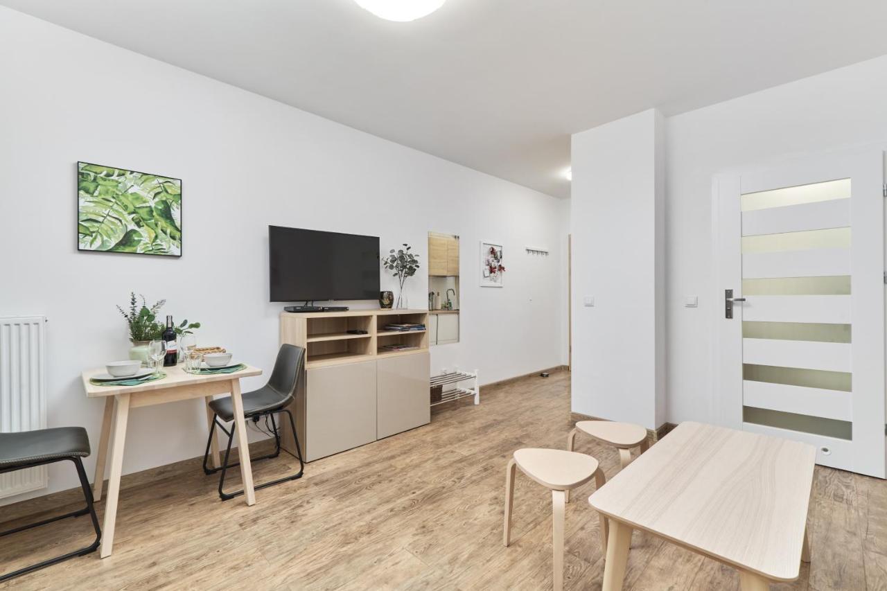 Apartment Riverside Na Grobli By Renters