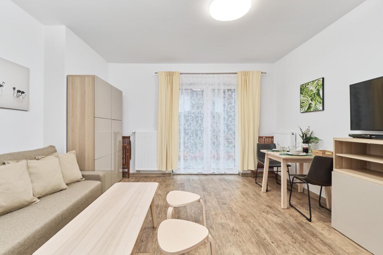 Riverside Na Grobli By Renters Apartment