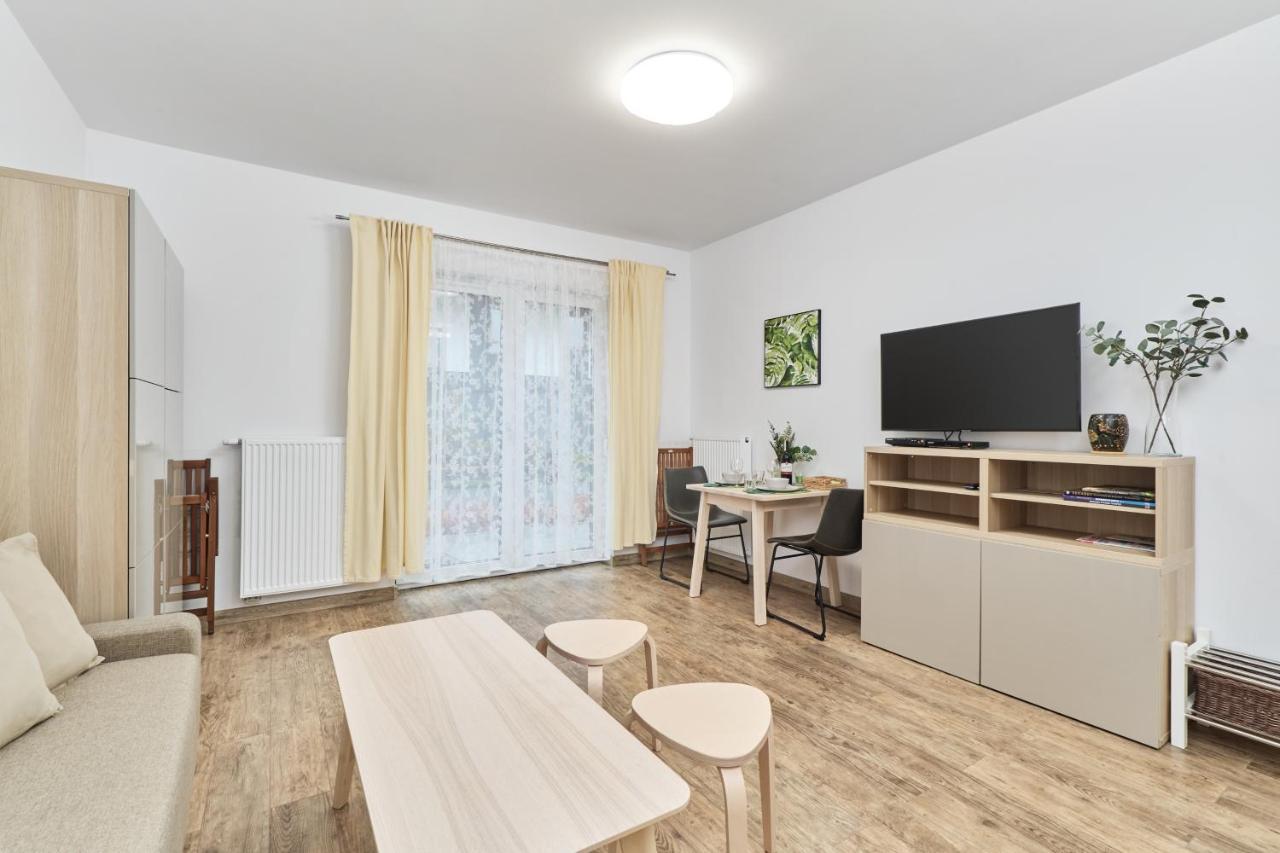 Apartment Riverside Na Grobli By Renters